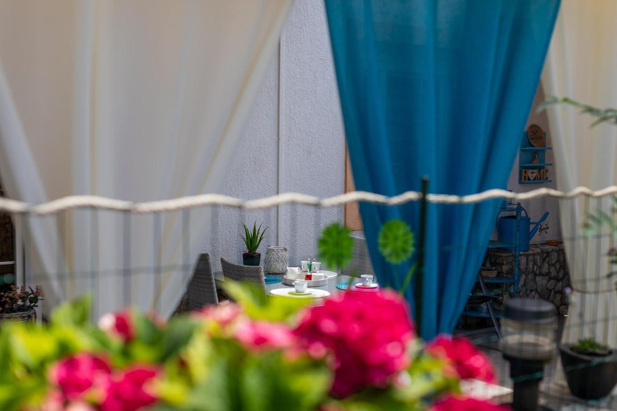 Apartment Marangunija Malinska Buitenkant foto