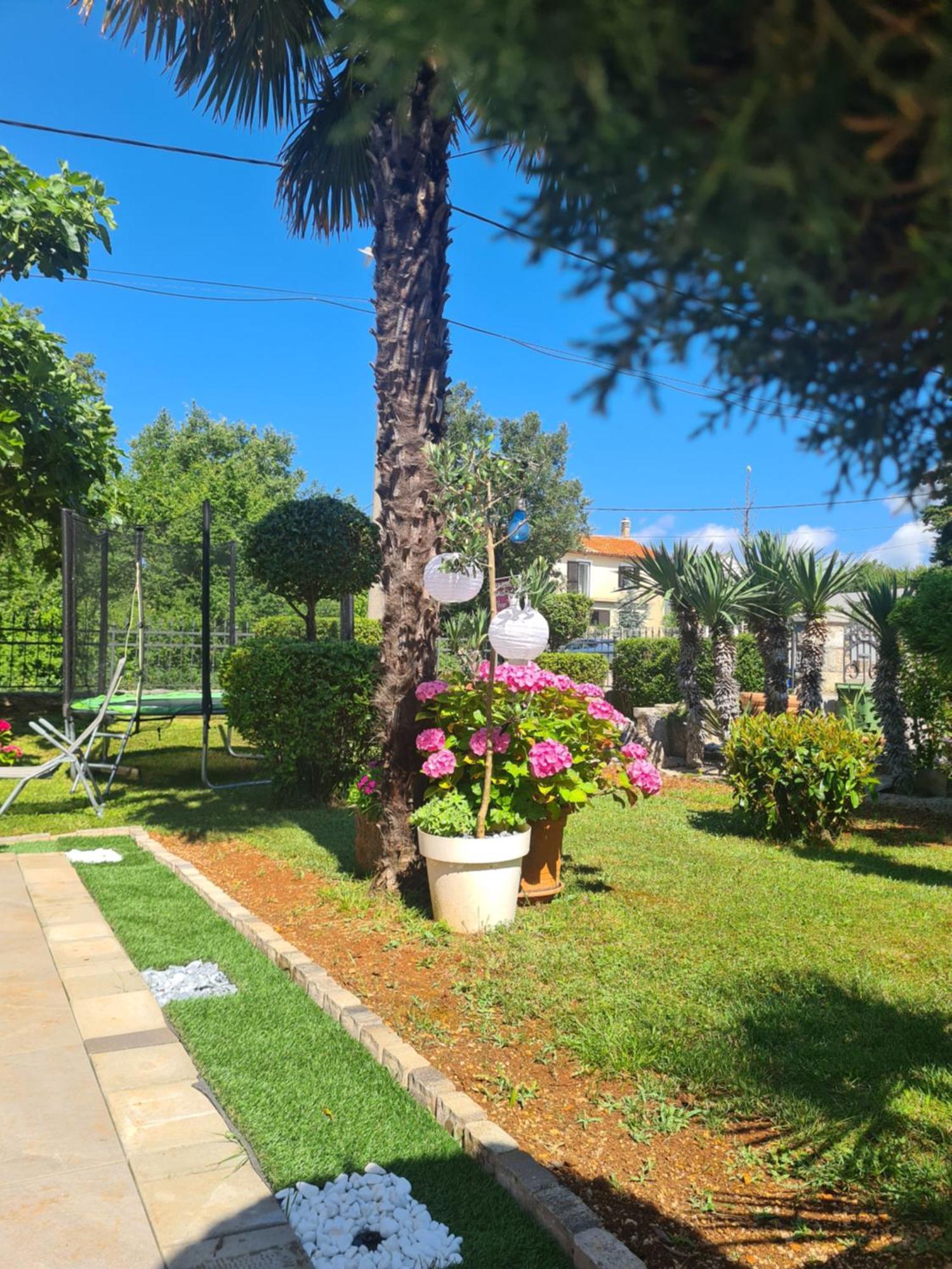 Apartment Marangunija Malinska Buitenkant foto